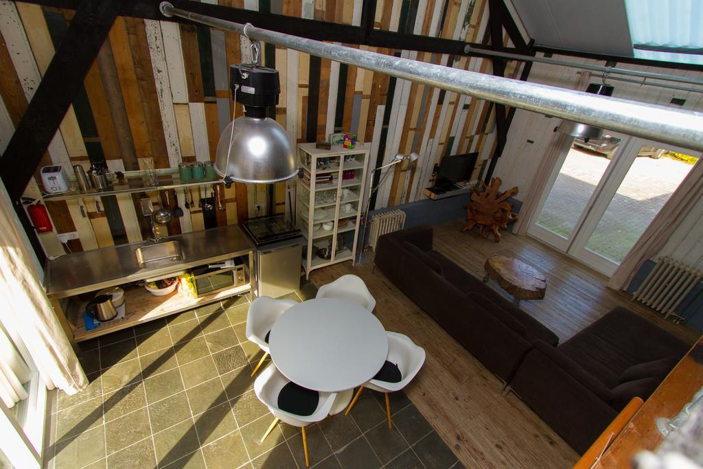 Appartement Paardenstal, Private House With Wifi And Free Parking For 1 Car à Weesp Extérieur photo