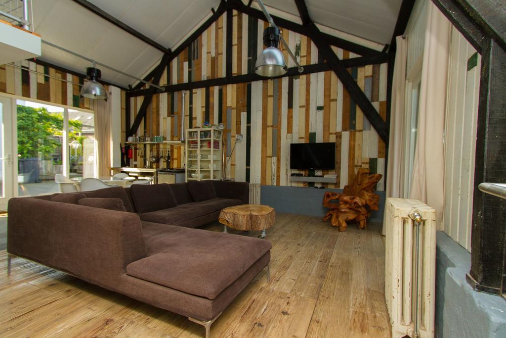 Appartement Paardenstal, Private House With Wifi And Free Parking For 1 Car à Weesp Extérieur photo