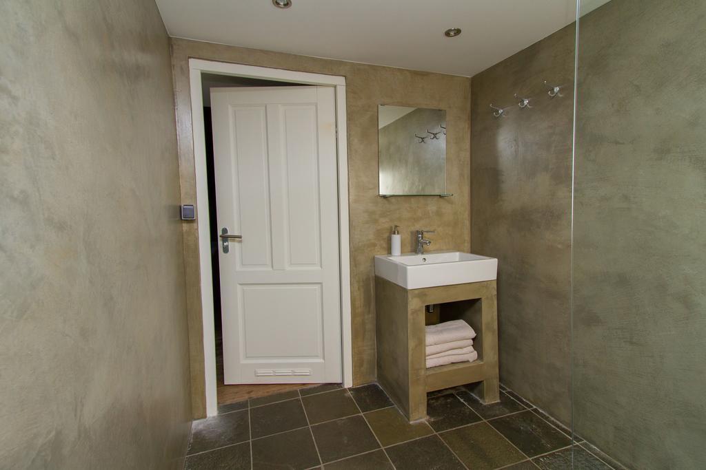 Appartement Paardenstal, Private House With Wifi And Free Parking For 1 Car à Weesp Extérieur photo